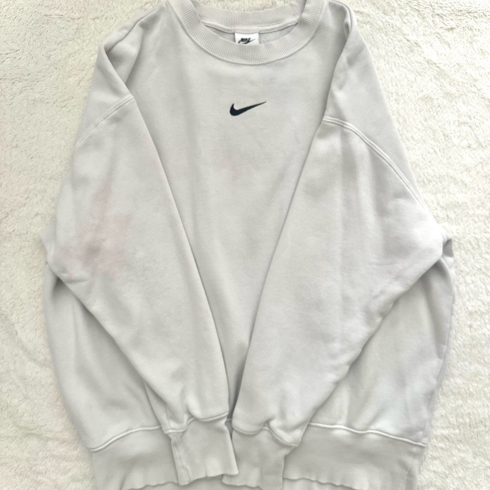 White Nike Crewneck